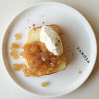 Басбуса с яблочным конфи и маскарпоне - Zanoza Open Bar - готовим еду для современного жителя города